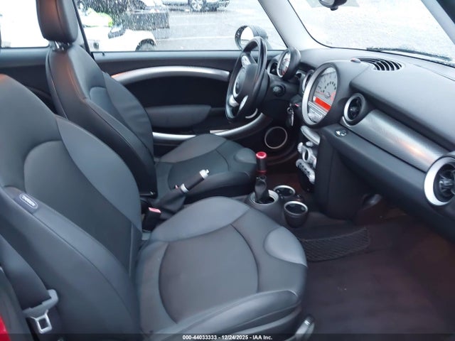 2007 MINI COOPER S WMWMF73567TT80631 Photo 4