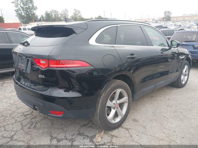 Jaguar F-pace 25t Premium 2019 SADCJ2FX6KA396768 Image 4
