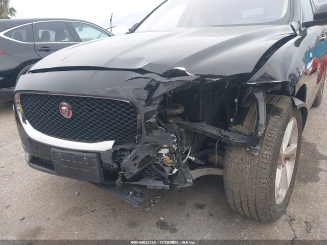 Jaguar F-pace 25t Premium 2019 SADCJ2FX6KA396768 Image 6