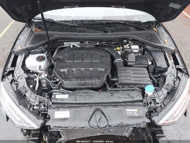 2025 AUDI A3 WAUGUDGY2SA065349 Photo 9