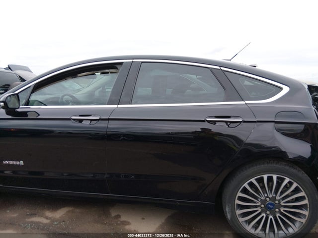 3FA6P0RU2HR252961 Ford Fusion Hybrid Titanium