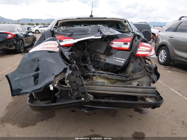 3FA6P0RU2HR252961 Ford Fusion Hybrid Titanium