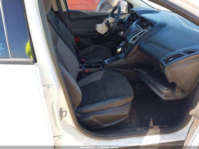 1FADP3K20EL111236 Ford FOCUS SE