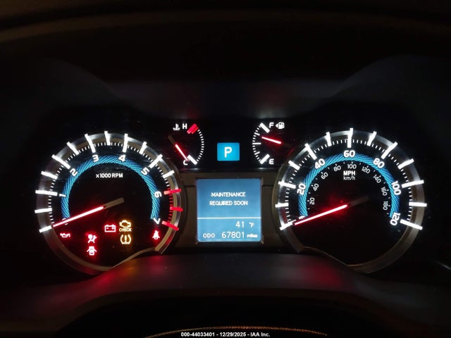 2019 TOYOTA 4RUNNER JTEBU5JR8K5631801 Photo 6