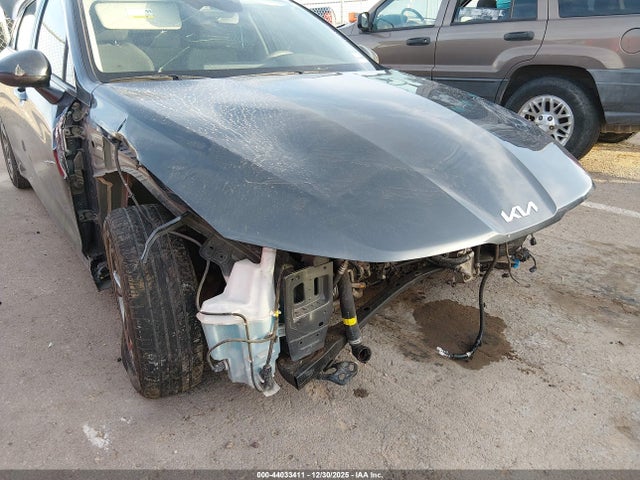 Продажа на аукционе авто 2023 Kia K5 Lxs, vin: 5XXG14J22PG188211, номер лота: 44033411