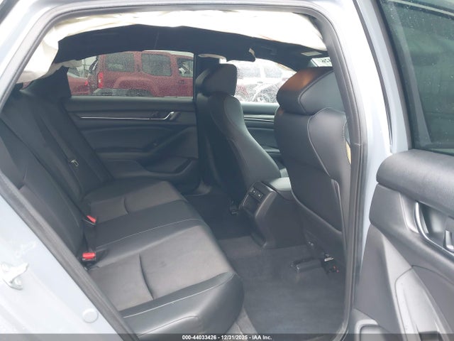 1HGCV1F36NA109068 Honda Accord Sport