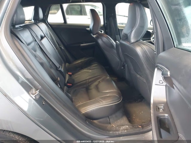 2017 VOLVO V60 YV149MSS4H1343245 Photo 7