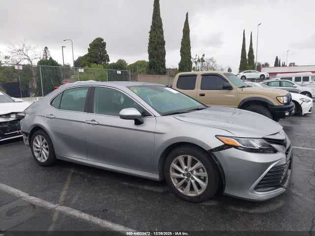 4T1C11AK3PU727986 Toyota CAMRY LE