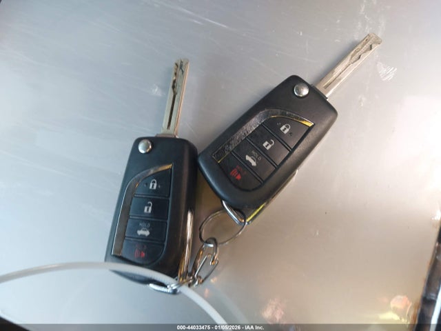 4T1B11HK4JU112694 Toyota CAMRY LE