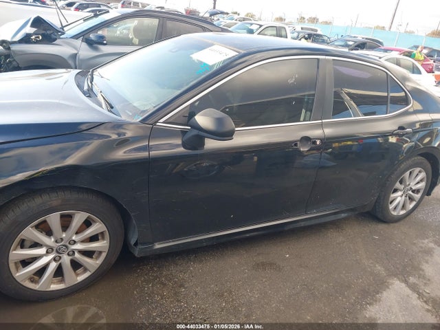 4T1B11HK4JU112694 Toyota CAMRY LE