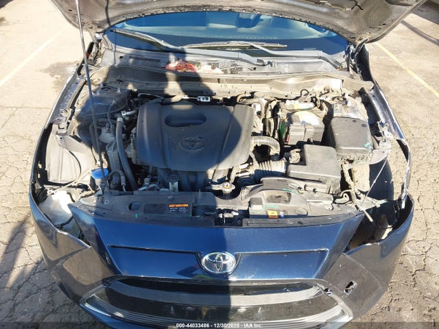 3MYDLBYV6HY176588 Toyota YARIS IA