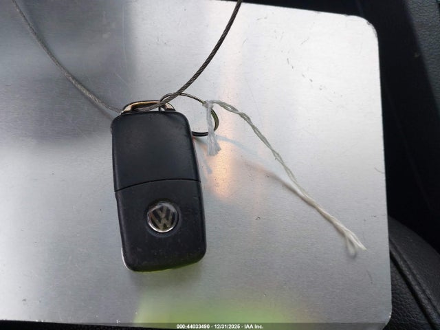 3VWL17AJ8FM313925 Volkswagen Jetta 1.8t Sel