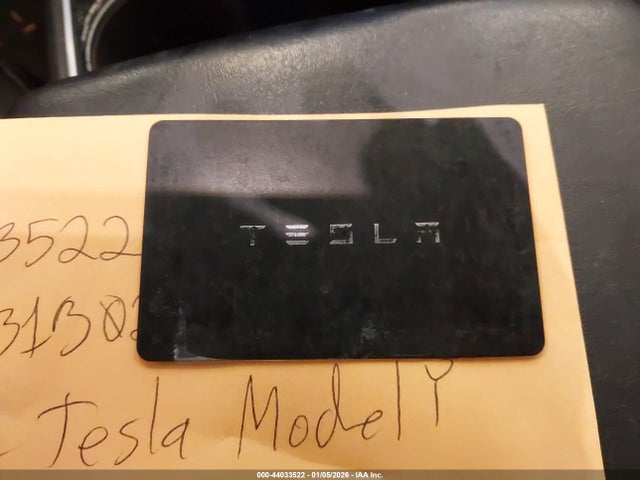 2021 TESLA MODEL Y 5YJYGDEE5MF099836 Photo 10