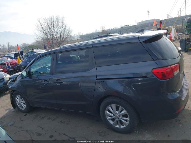 KIA SEDONA LX 2017 KNDMB5C10H6337922 Image 14