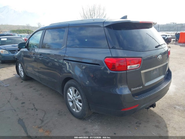 KIA SEDONA LX 2017 KNDMB5C10H6337922 Image 3