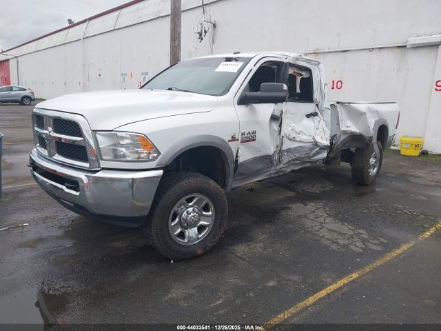 3C6UR5JLXEG217983 RAM 2500 Slt