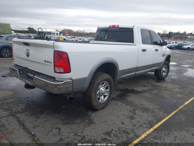 3C6UR5JLXEG217983 RAM 2500 Slt
