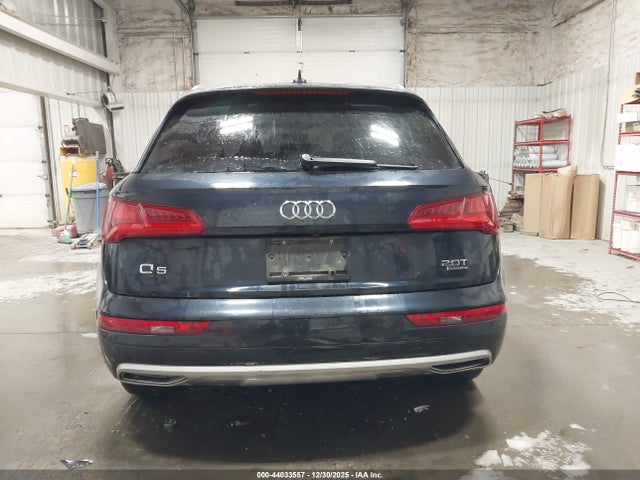 WA1BNAFY3J2128875 Audi Q5 2.0t Premium/2.0t Tech Premium