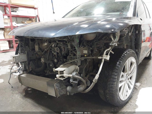 WA1BNAFY3J2128875 Audi Q5 2.0t Premium/2.0t Tech Premium