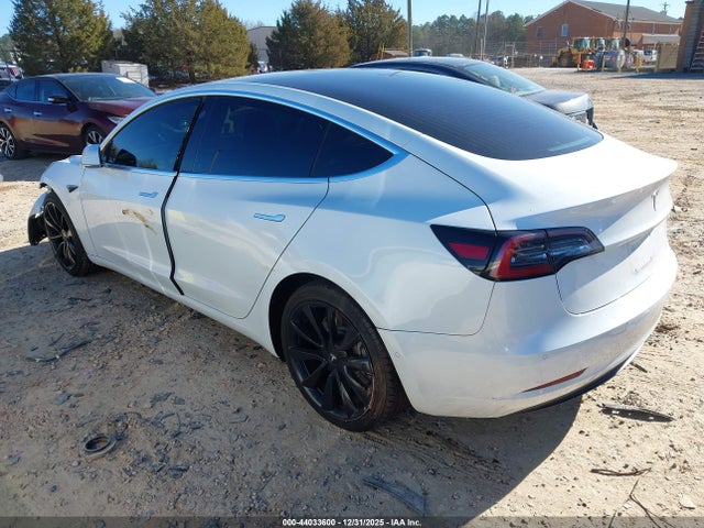 2018 TESLA MODEL 3 5YJ3E1EA8JF060181 Photo 2