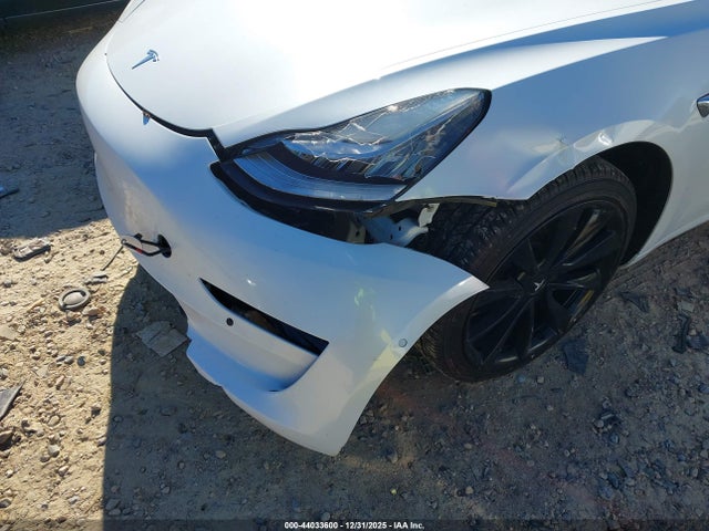 2018 TESLA MODEL 3 5YJ3E1EA8JF060181 Photo 5