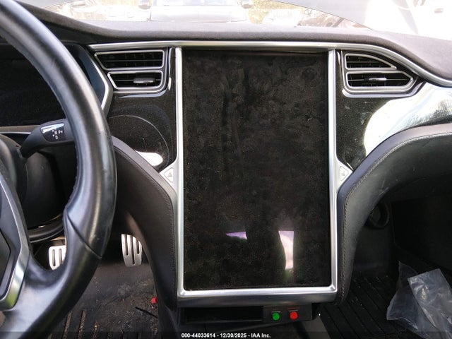 Продажа на аукционе авто 2014 Tesla Model S P85d, vin: 5YJSA1H25EFP64310, номер лота: 44033614