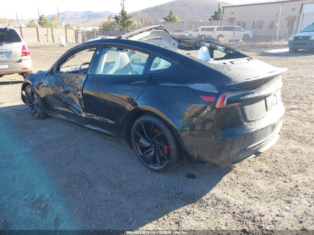 2024 TESLA MODEL 3 5YJ3E1ET9RF825797 Photo 2