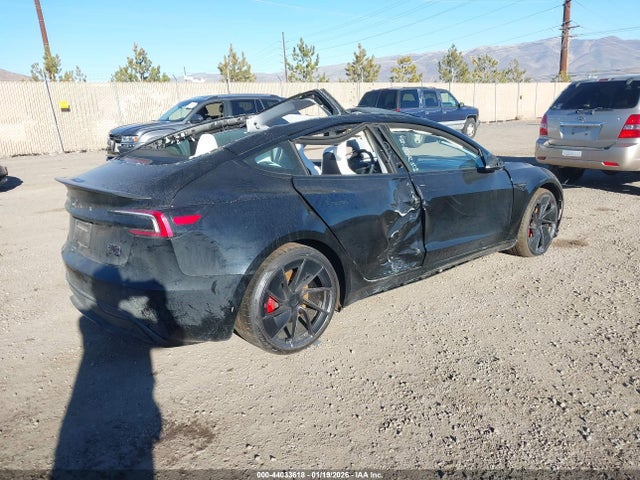 2024 TESLA MODEL 3 5YJ3E1ET9RF825797 Photo 3