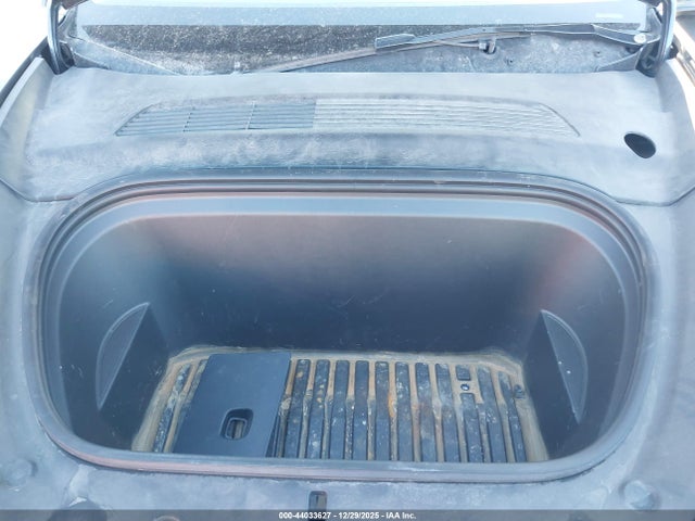 2023 TESLA MODEL Y 7SAYGDEE5PA174538 Photo 9