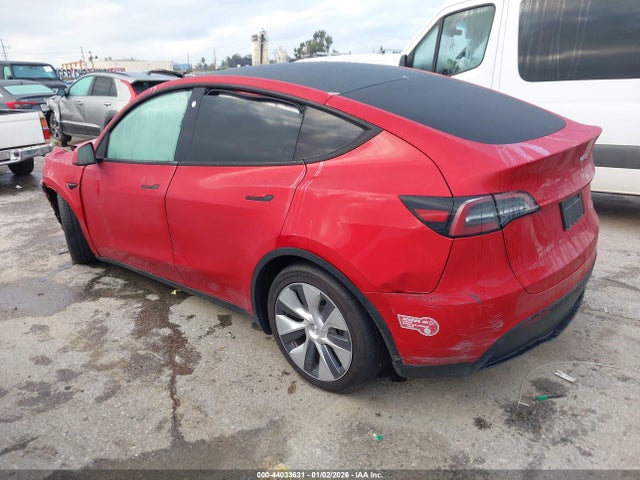 2023 TESLA MODEL Y 7SAYGDEE2PA107654 Photo 2