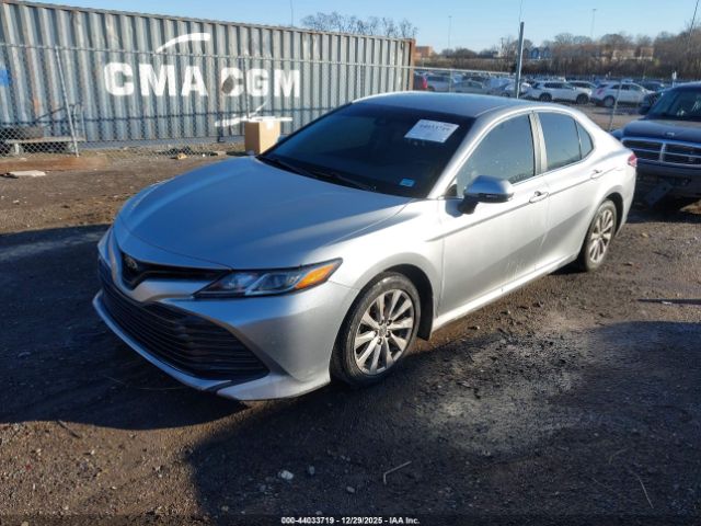 2018 TOYOTA CAMRY 4T1B11HK0JU673426 Photo 1