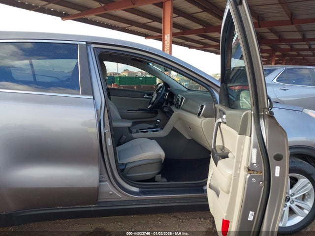 KNDPM3AC7H7157203 KIA Sportage Lx