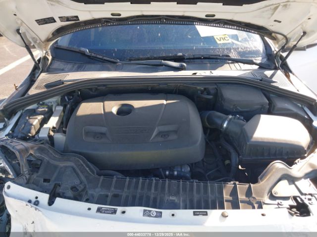 2017 VOLVO S60 YV126MFL8H2425539 Photo 9