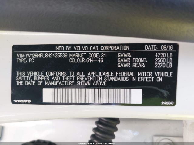 2017 VOLVO S60 YV126MFL8H2425539 Photo 8