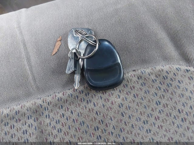 2001 CHEVROLET TAHOE 1GNEK13T91R163570 Photo 10