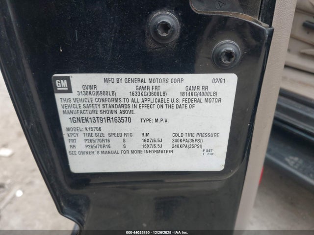 2001 CHEVROLET TAHOE 1GNEK13T91R163570 Photo 8