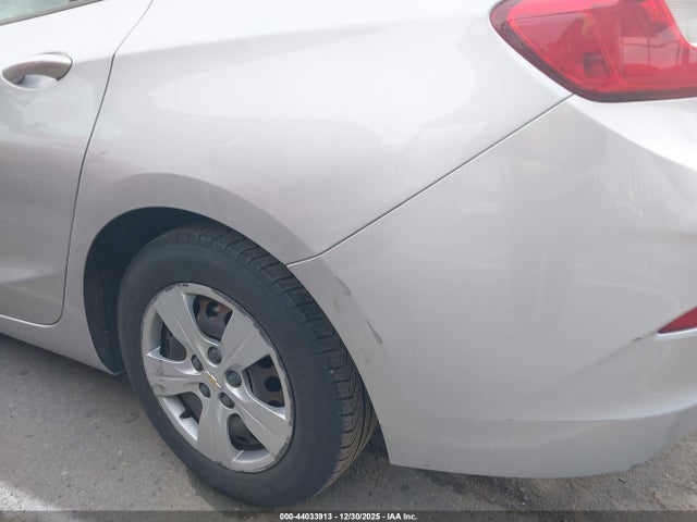 1G1BC5SM3J7228444 Chevrolet Cruze Ls Auto