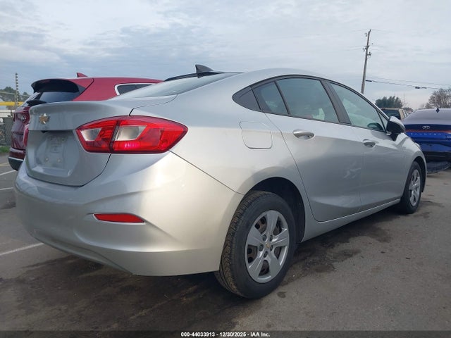1G1BC5SM3J7228444 Chevrolet Cruze Ls Auto