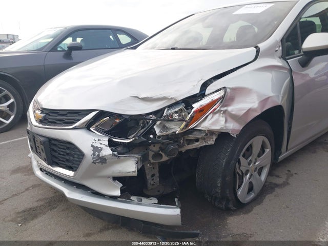 1G1BC5SM3J7228444 Chevrolet Cruze Ls Auto