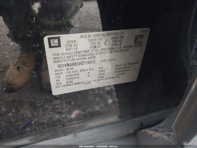 2017 CADILLAC XT5 1GYKNARS5HZ174913 Photo 8