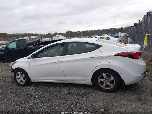 Hyundai ELANTRA SE 2015 5NPDH4AEXFH608406 Image 14