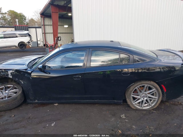 Продажа на аукционе авто 2016 Dodge Charger Se, vin: 2C3CDXBG4GH109916, номер лота: 44034164