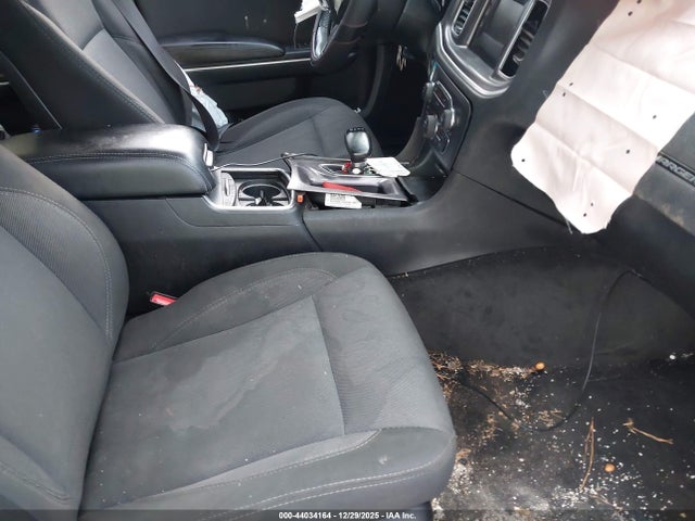 Продажа на аукционе авто 2016 Dodge Charger Se, vin: 2C3CDXBG4GH109916, номер лота: 44034164