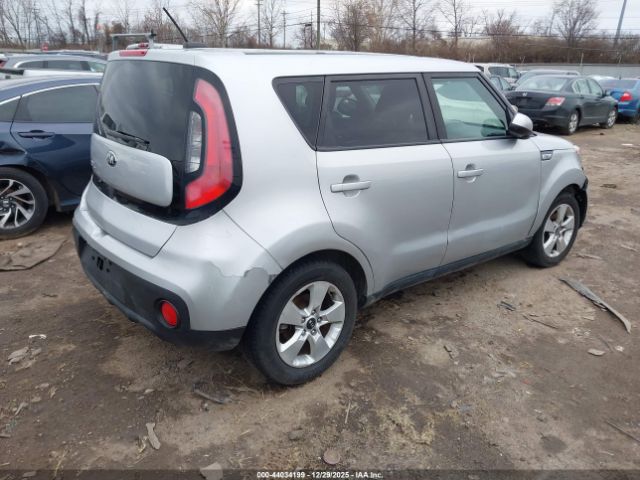 2018 KIA SOUL KNDJN2A27J7595875 Photo 3