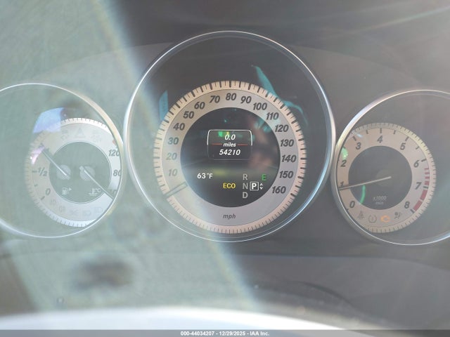 44034207 :رقم المزاد ، WDDKJ5KBXEF244962 vin ، 2014 Mercedes-benz E 350 مزاد بيع
