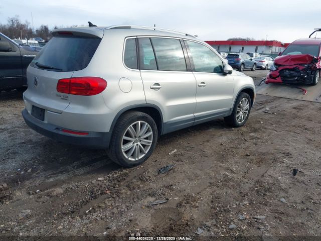 2012 VOLKSWAGEN TIGUAN WVGBV7AX9CW538921 Photo 3