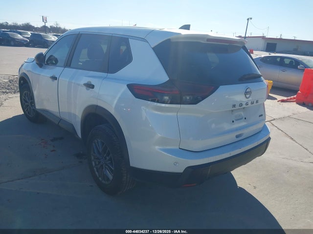 5N1BT3AB6RC746316 Nissan Rogue S Intelligent Awd