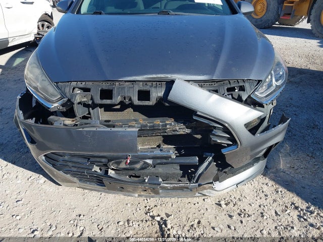 5NPE24AF0JH715018 Hyundai SONATA SE