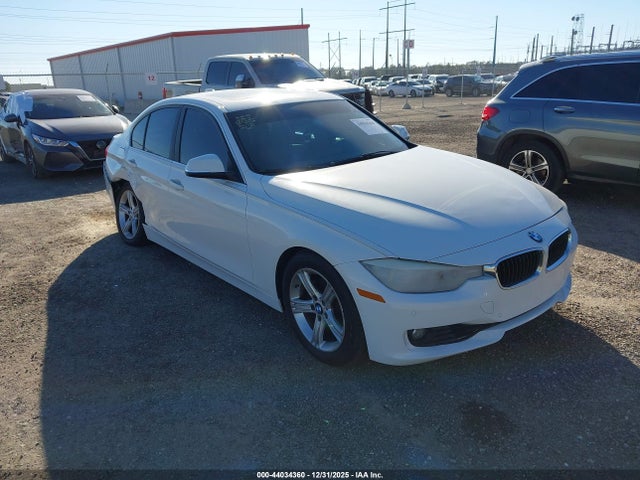44034360 :رقم المزاد ، WBA3A5C58FF607426 vin ، 2015 Bmw 328i مزاد بيع