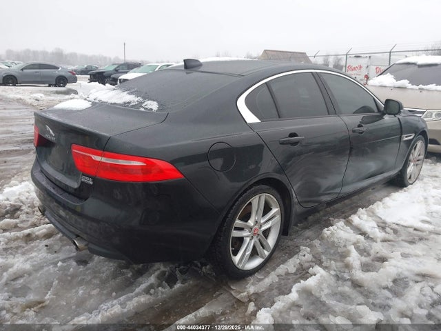 2018 JAGUAR XE SAJAJ4EV5JCP21848 Photo 3
